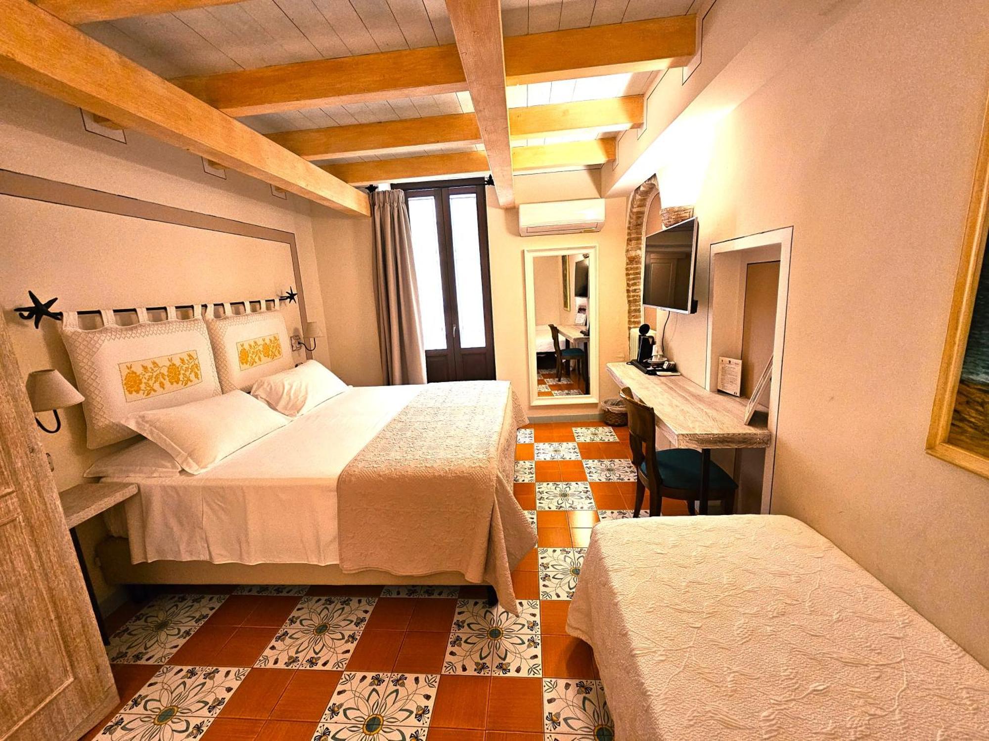 Residenza Sveva Bed & Breakfast Termoli Exterior photo